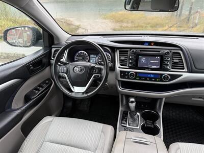 2014 Toyota Highlander LE AWD 7 Passenger - Photo 10 - Coquitlam, BC V3B 5E2