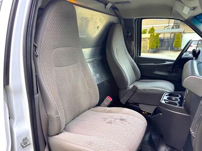 2012 Chevrolet Express 2500   - Photo 18 - Coquitlam, BC V3B 5E2