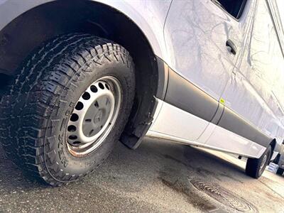 2019 Mercedes-Benz Sprinter 2500 Reefer HR 170 "   - Photo 19 - Coquitlam, BC V3B 5E2