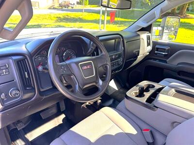 2019 GMC Sierra 2500 Reg Cab Long Box 4X4   - Photo 10 - Coquitlam, BC V3B 5E2