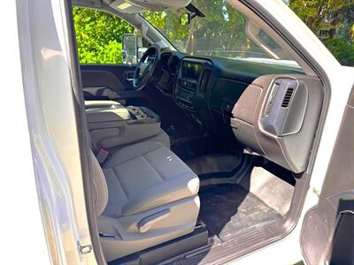 2019 GMC Sierra 2500 Reg Cab Long Box 4X4   - Photo 14 - Coquitlam, BC V3B 5E2