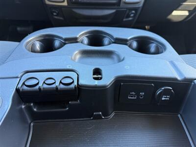 2015 RAM 3500 SLT Crew Cab Long Bo   - Photo 19 - Coquitlam, BC V3B 5E2