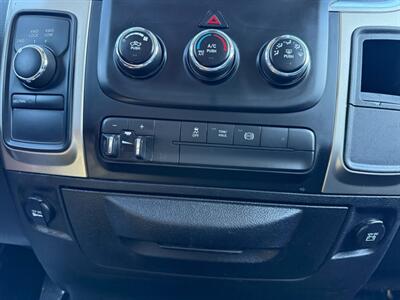 2015 RAM 3500 SLT Crew Cab Long Bo   - Photo 24 - Coquitlam, BC V3B 5E2