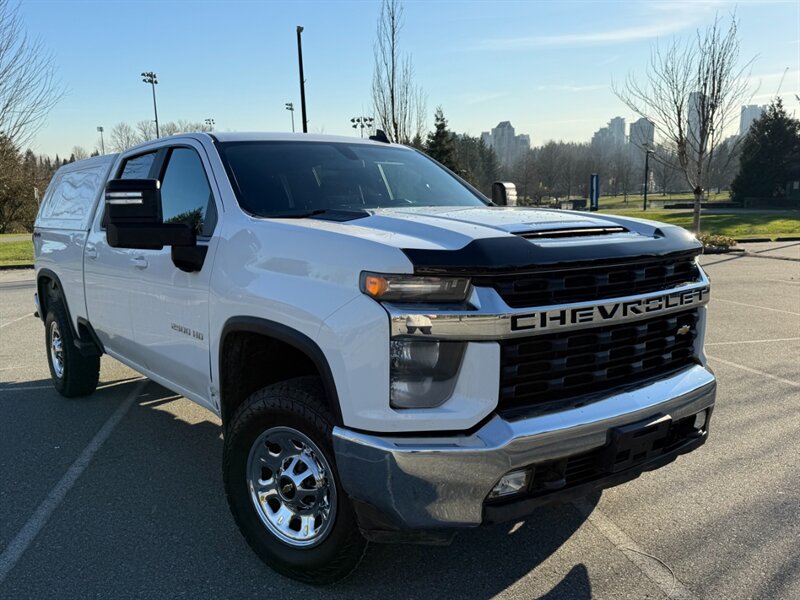 2020 Chevrolet Silverado 2500 LT 4x4 Crew Cab 6.6L   - Photo 1 - Coquitlam, BC V3B 5E2