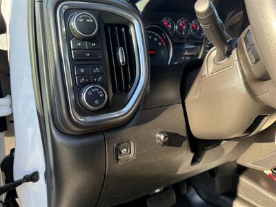 2020 Chevrolet Silverado 2500 LT 4x4 Crew Cab 6.6L   - Photo 19 - Coquitlam, BC V3B 5E2