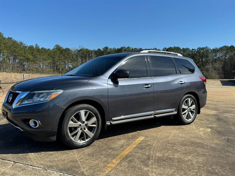 2014 Nissan Pathfinder Platinum  
