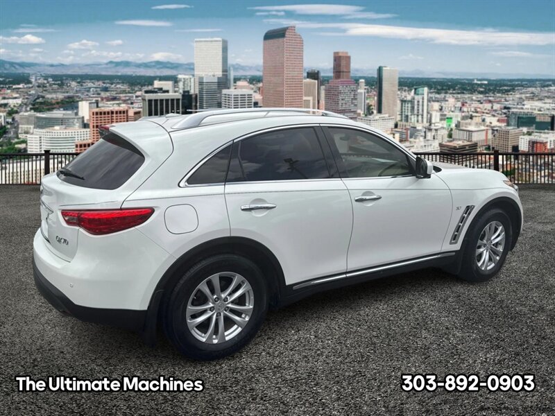 2014 INFINITI QX70 - Photo 3 - Denver, CO 80204