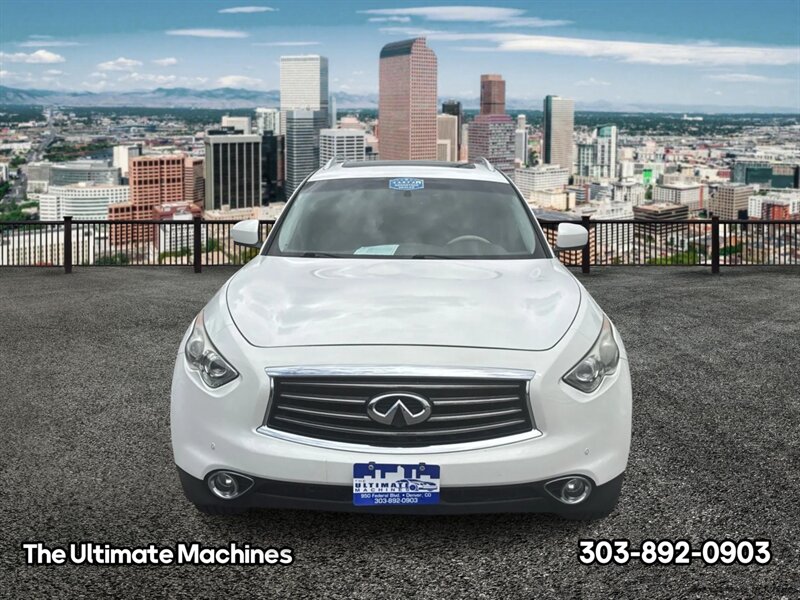 2014 INFINITI QX70 - Photo 7 - Denver, CO 80204