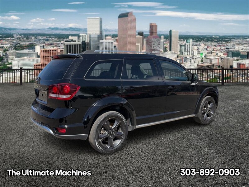 2020 Dodge Journey Crossroad - Photo 3 - Denver, CO 80204