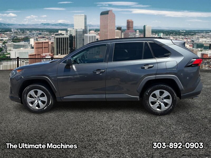 2020 Toyota RAV4 LE - Photo 6 - Denver, CO 80204