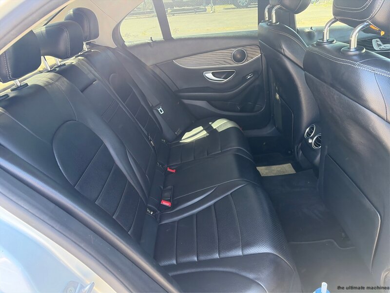 2017 Mercedes-Benz C 300 Luxury - Photo 12 - Denver, CO 80204