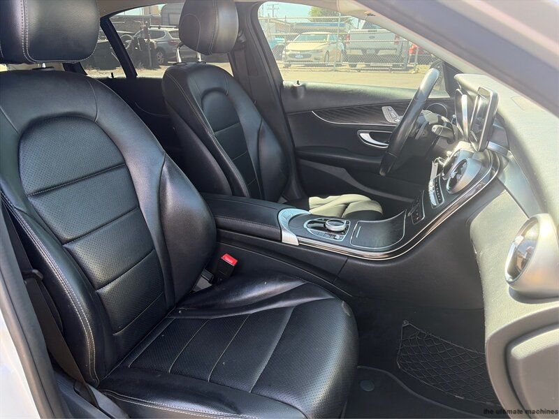 2017 Mercedes-Benz C 300 Luxury - Photo 13 - Denver, CO 80204