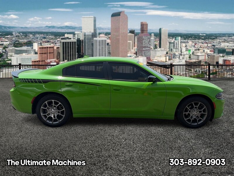 2017 Dodge Charger SXT - Photo 2 - Denver, CO 80204