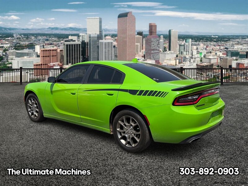 2017 Dodge Charger SXT - Photo 5 - Denver, CO 80204