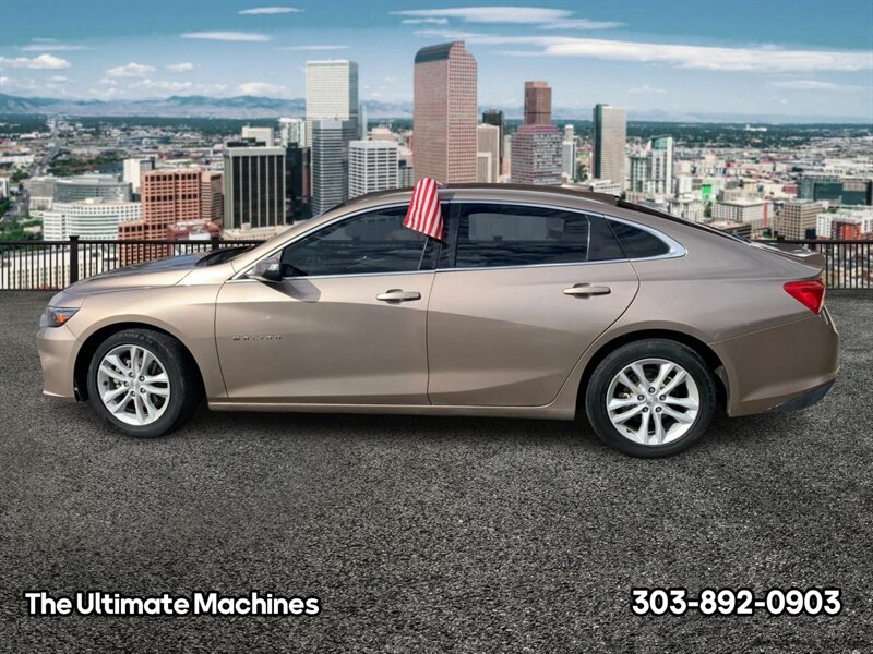 2018 Chevrolet Malibu LT   - Photo 6 - Denver, CO 80204