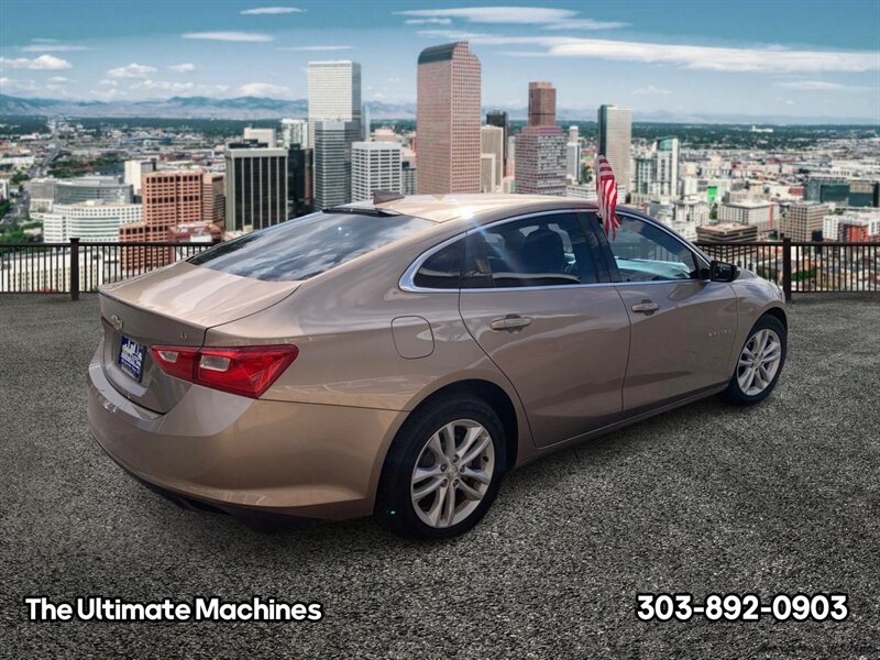 2018 Chevrolet Malibu LT   - Photo 3 - Denver, CO 80204