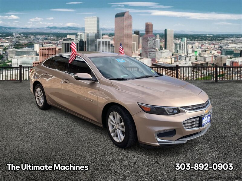 2018 Chevrolet Malibu LT   - Photo 1 - Denver, CO 80204