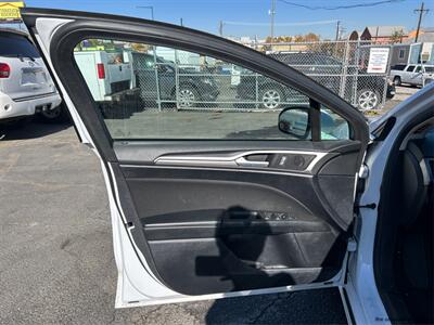 2018 Ford Fusion SE   - Photo 20 - Denver, CO 80204