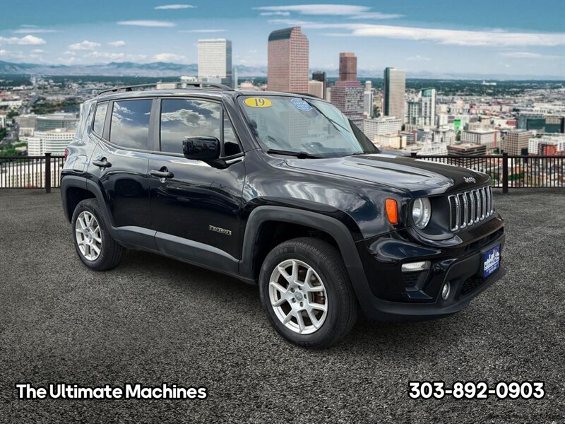 2019 Jeep Renegade Latitude 4x4's photo