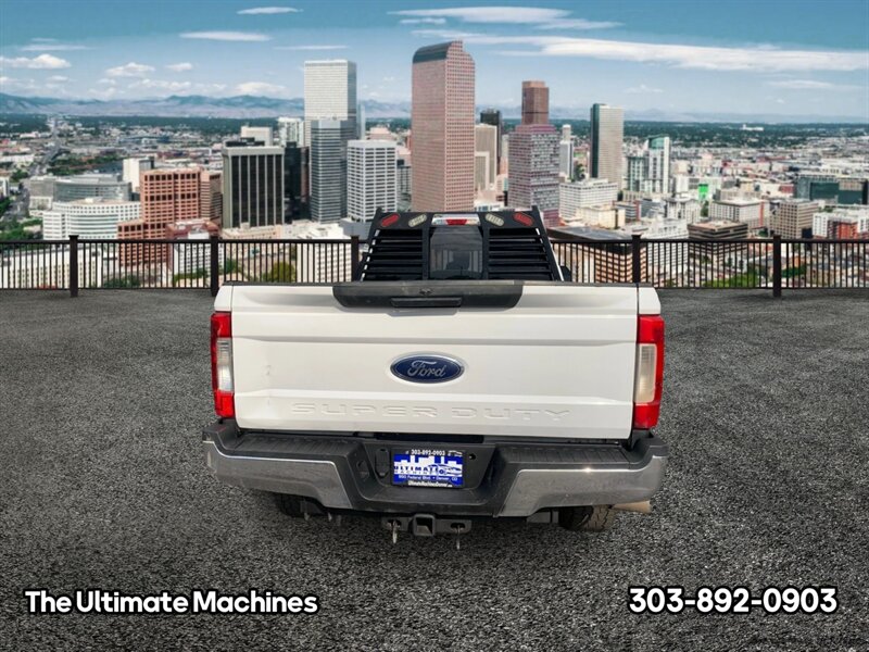 2018 Ford F-250 Super Duty XL   - Photo 4 - Denver, CO 80204