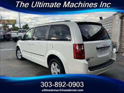 2010 Dodge Grand Caravan SXT   - Photo 3 - Denver, CO 80204