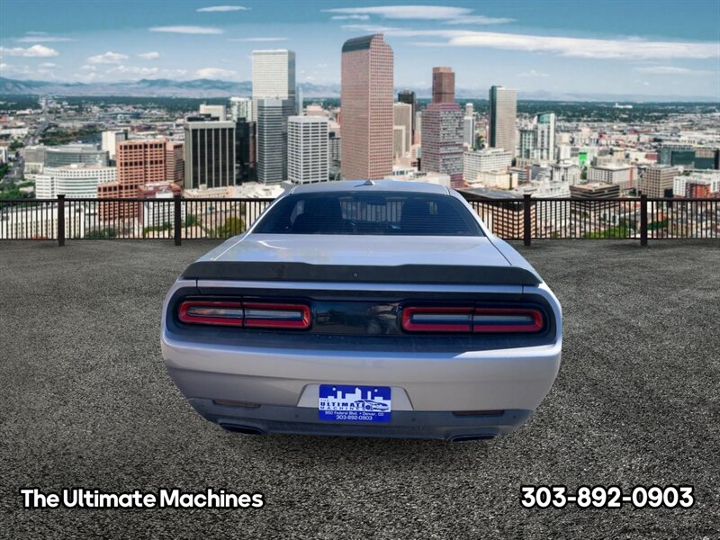 2015 Dodge Challenger SXT Plus   - Photo 4 - Denver, CO 80204