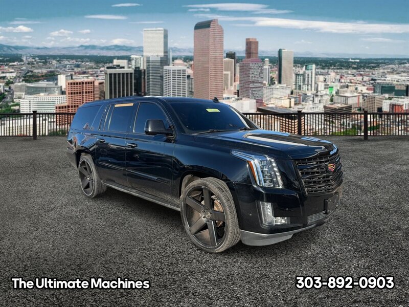 2017 Cadillac Escalade ESV Platinum's photo