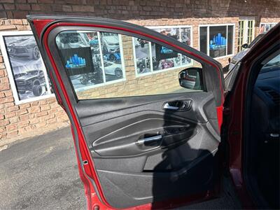 2016 Ford Escape SE   - Photo 20 - Denver, CO 80204