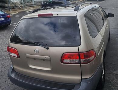 2003 Toyota Sienna LE   - Photo 31 - Sun Valley Ca, CA 91352