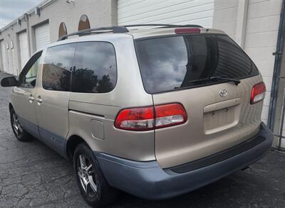 2003 Toyota Sienna LE   - Photo 29 - Sun Valley Ca, CA 91352