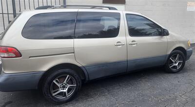 2003 Toyota Sienna LE   - Photo 16 - Sun Valley Ca, CA 91352