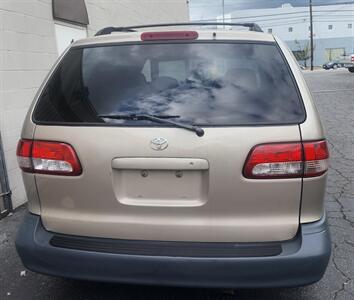 2003 Toyota Sienna LE   - Photo 19 - Sun Valley Ca, CA 91352