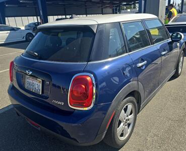 2016 MINI Cooper Hardtop 4 Door  3 Cyl Turbo Gas Manual - Photo 23 - Sun Valley Ca, CA 91352
