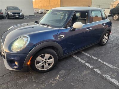 2016 MINI Cooper Hardtop 4 Door  3 Cyl Turbo Gas Manual - Photo 8 - Sun Valley Ca, CA 91352