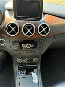 2014 Mercedes-Benz Electric Drive   - Photo 12 - Sun Valley Ca, CA 91352