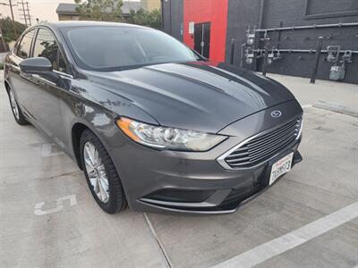 2017 Ford Fusion SE   - Photo 3 - Sun Valley Ca, CA 91352