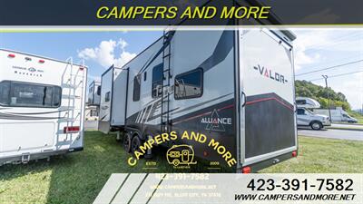 2021 ALLIANCE VALOR 36V11 5TH WHEEL   - Photo 5 - Bluff City, TN 37618
