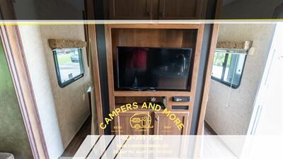 2013 HEARTLAND PIONEER 31DS   - Photo 17 - Bluff City, TN 37618