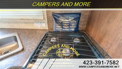 2013 HEARTLAND PIONEER 31DS   - Photo 16 - Bluff City, TN 37618