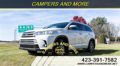 2018 Toyota Highlander XLE   - Photo 13 - Bluff City, TN 37618