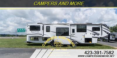 2023 Grand Design Solitude 376RD 5th wheel   - Photo 1 - Bluff City, TN 37618