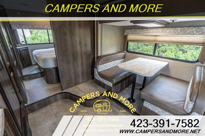 2018 Coachmen Freelander 28BH Ford E450   - Photo 7 - Bluff City, TN 37618