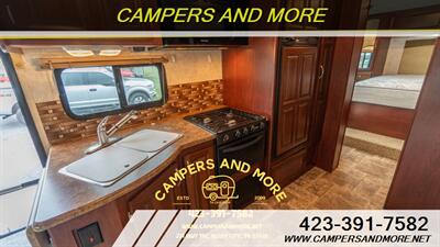 2013 NEXUS RV Phantom 31P Ford E450   - Photo 7 - Bluff City, TN 37618