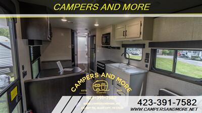 2023 Jayco Jay Flight 264BH   - Photo 7 - Bluff City, TN 37618