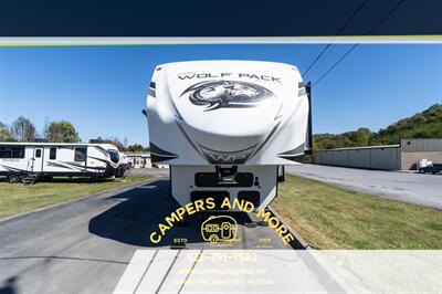 2023 FOREST RIVER ALPHA WOLF 345PACK14.5 Toy Hauler   - Photo 18 - Bluff City, TN 37618