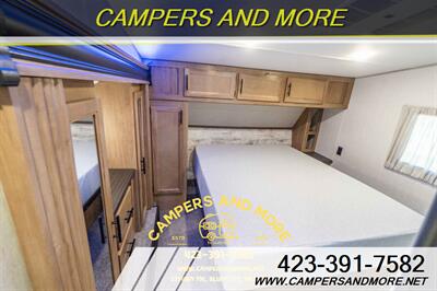2023 FOREST RIVER ALPHA WOLF 345PACK14.5 Toy Hauler   - Photo 10 - Bluff City, TN 37618
