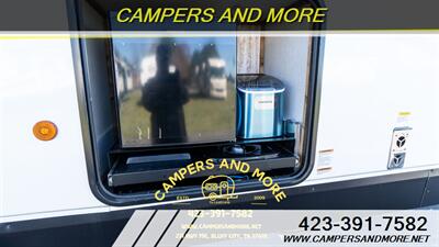 2023 FOREST RIVER ALPHA WOLF 345PACK14.5 Toy Hauler   - Photo 14 - Bluff City, TN 37618