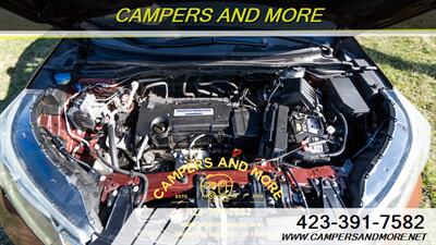 2015 Honda CR-V Touring   - Photo 14 - Bluff City, TN 37618