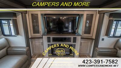 2021 KEYSTONE MONTANA 383TH   - Photo 10 - Bluff City, TN 37618