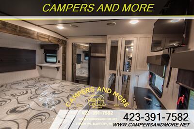 2022 Heartland BigHorn 37TB 5th Wheel   - Photo 9 - Bluff City, TN 37618